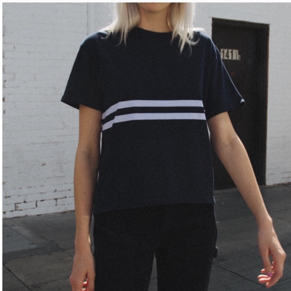 ❌SOLD❌Brandy Melville Aleena Stripe Tee - Picture 1 of 7